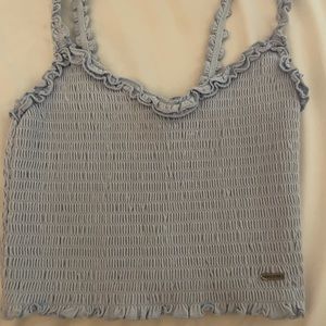 Super flattering tank top. Never worn before!!